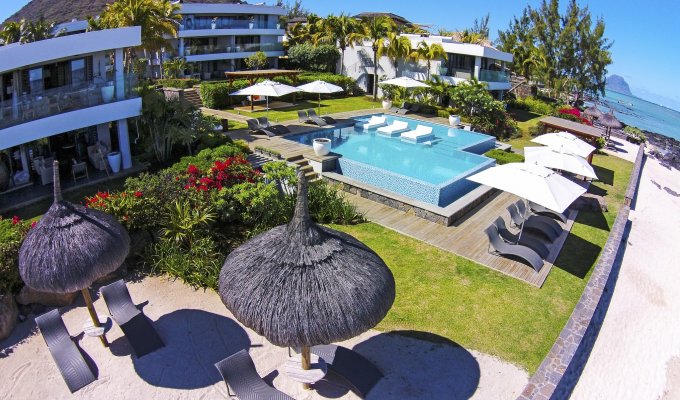 Tamarin beachfront Apartment holiday rentals with pool Mauritius West Coast 