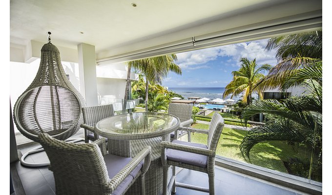 Tamarin beachfront Apartment holiday rentals with pool Mauritius West Coast 