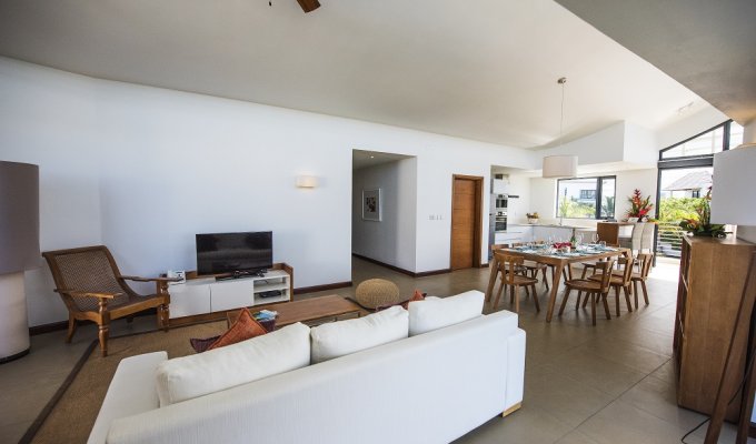 Mauritius Penthouse in a holiday complex on the Roches Noires Beach East coast