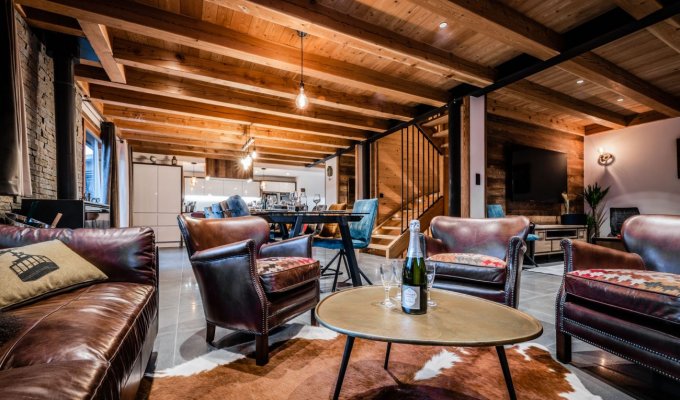 Luxury chalet rental Serre Chevalier Southern Alps at the foot of the slopes Spa sauna and concierge service