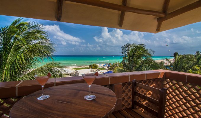 Mayan Riviera - Playa del Carmen Playacar beachfront villa vacation rentals with private pool and staff