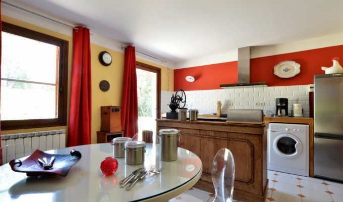  Camargue villa rental Cote de Provence with swimming pool and spa