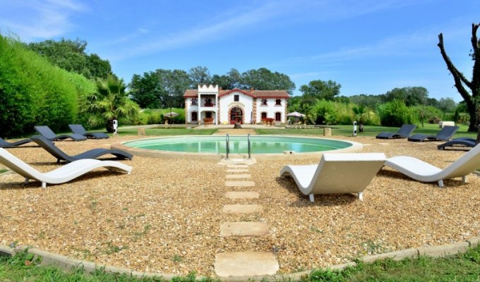 Provence Beaches villa rentals Camargue with pool and SPA