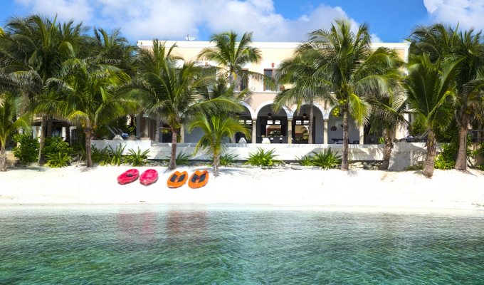 Yucatan - Mayan Riviera - Puerto Aventuras Luxury Waterfront villa vacation rentals with private pool and staff