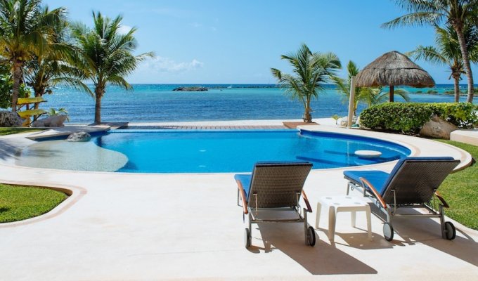 Yucatan - Mayan Riviera - Puerto Aventuras Luxury beachfront villa vacation rentals with private pool and staff