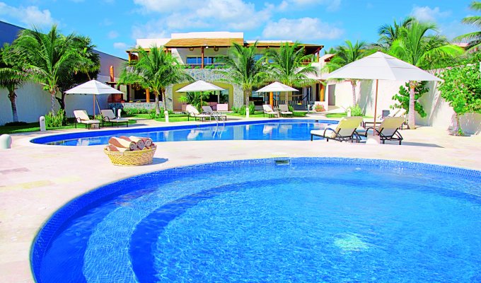 Yucatan - Mayan Riviera - Puerto Morelos Luxury beachfront villa vacation rentals with private pool and staff