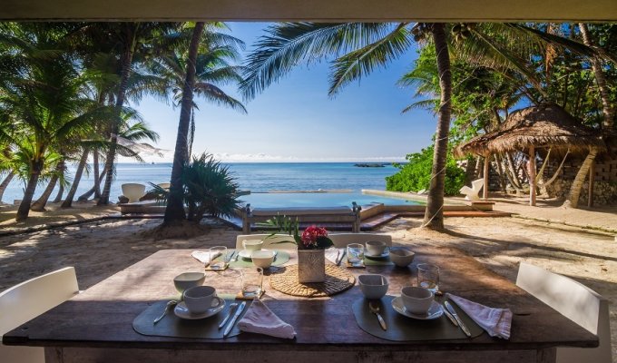 Yucatan - Mayan Riviera - Puerto Aventuras Luxury beachfront villa vacation rentals with heated private pool and staff