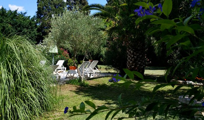 Provence Beaches cottage rentals Camargue with pool