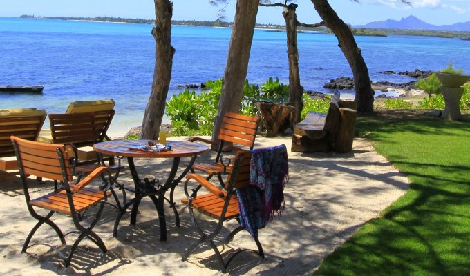 Beachfront Mauritius villa rentals in Poste Lafayette  Belle Mare with private pool 