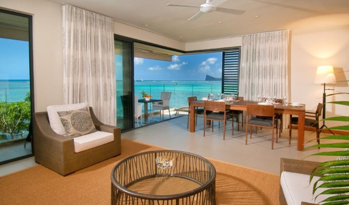 Mauritius Beachfront Apartment Rental in Pereybere with private pool and close to  Grand Bay