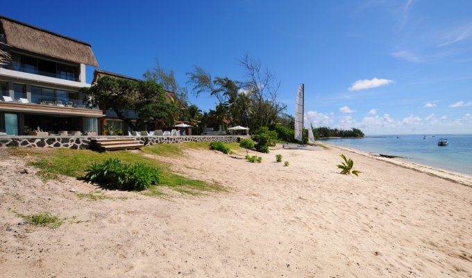 Mauritius Beachfront Apartment Rentals in Poste Lafayette with a splendid view of the ocean,East Coast