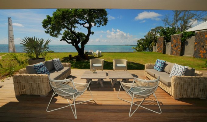 Mauritius Beachfront Apartment Rentals in Poste Lafayette with a splendid view of the ocean,East Coast