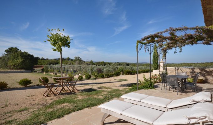 Provence Aix en Provence cottage rentals with pool