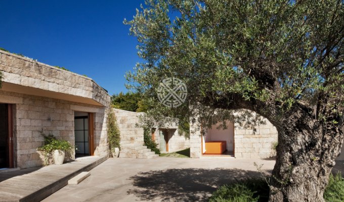 Sardinia Villa Vacation rental with private pool and Staff