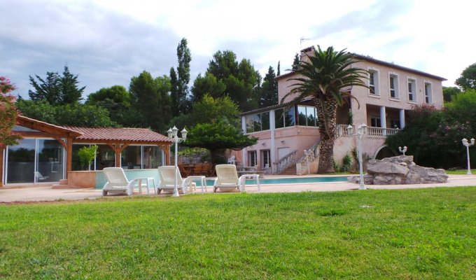 Provence Luxury villa rentals Aix en Provence with private pool spa