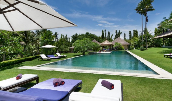 Indonesia Bali Villa Vacation Rentals in Canggu close to Echo Beach and with staff