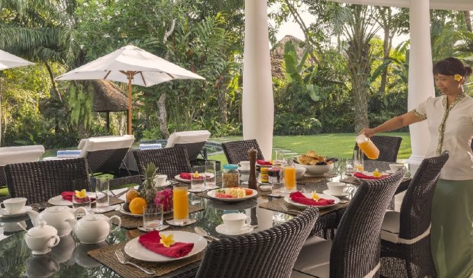 Indonesia Bali Villa Vacation Rentals in Canggu close to Echo Beach and with staff