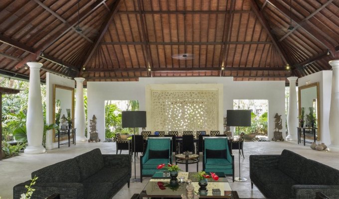 Indonesia Bali Villa Vacation Rentals in Canggu close to Echo Beach and with staff