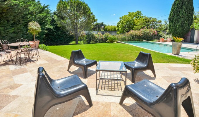 Villa rental Saint Remy de Provence Alpilles private swimming pool