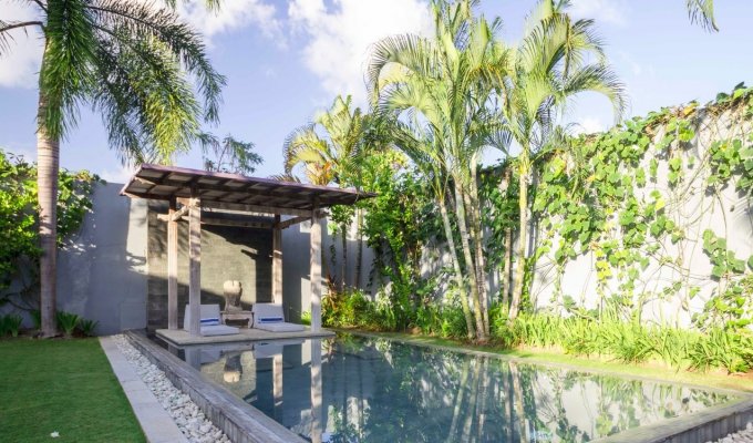 Seminyak Bali villa rental private pool and jacuzzi from the beach with staff  