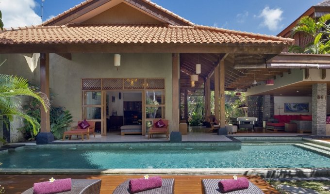 Seminyak Bali villa rental private pool and jacuzzi from the beach with staff  