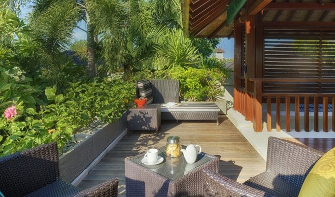 Seminyak Bali villa rental private pool and jacuzzi from the beach with staff  