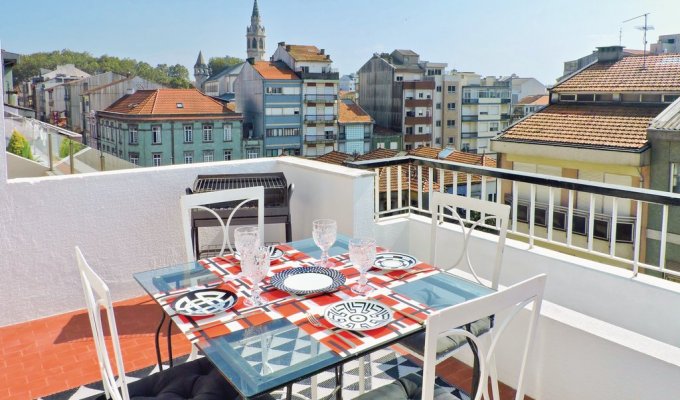 Porto Portugal Apartment Rental with roof terrace, Porto North Portugal