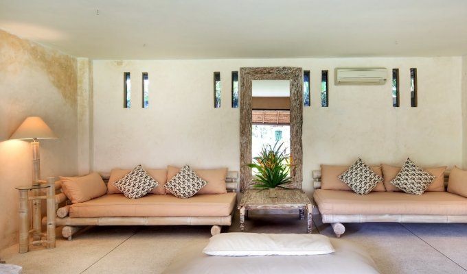Indonesia Bali Villa Vacation Rentals in Canggu close to beaches and with staff