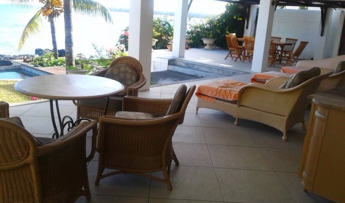 Tamarin Beachfront Villa holiday rentals with private pool and wifi Mauritius