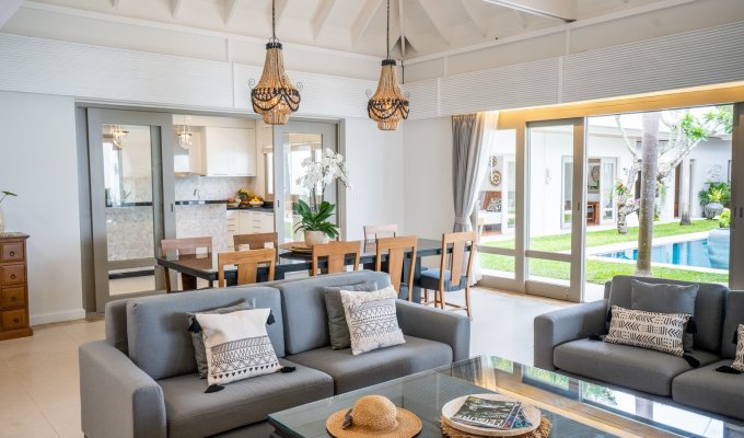 Thailand Beachfront Villa Vacation Rental Koh Samui SHA+ with private pool and Staff
