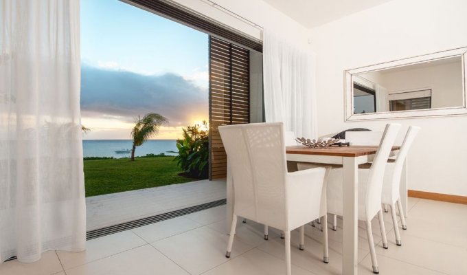 Flic en Flac Beachfront Apartment holiday rentals with mountain view and wifi,Mauritius