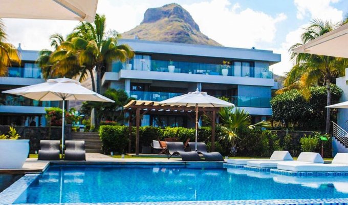 Tamarin beachfront Apartment holiday rentals with communal pool and wifi,Mauritius