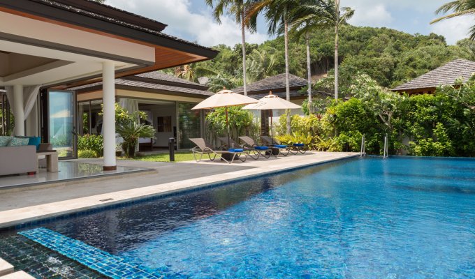 Thailand Seafront Villa Vacation Rentals in Koh Samui with private pool and Staff