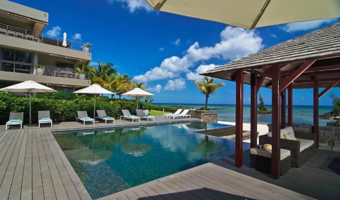 Mauritius Apartment rentals in Trou aux Biches with direct access to the beach and communal pool