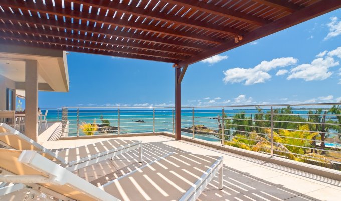 Mauritius Penthouses rentals in Trou aux Biches with direct access to the beach and communal pool