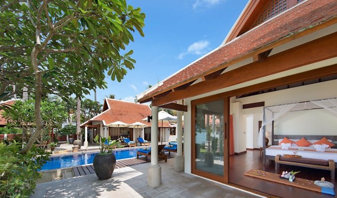 Thailand Beachfront Villa Vacation Rentals in Koh Samui with private pool and Staff