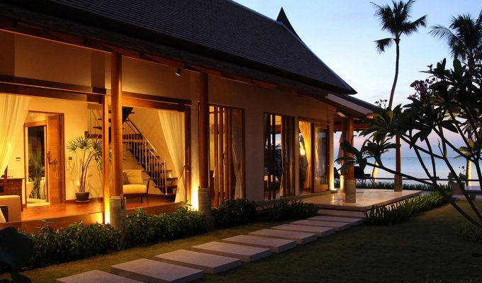 Thailand Beachfront Villa Vacation Rentals in Koh Samui with private pool and Staff