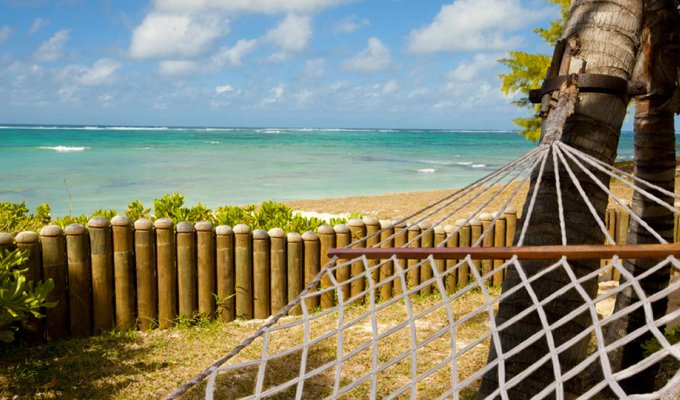 Beach Front Mauritius Villa Poste Lafayette with staff & heated pool