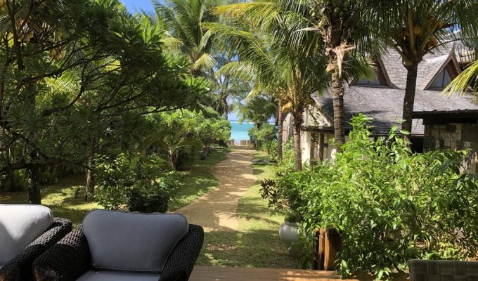 Beach Front Mauritius Villa Poste Lafayette with staff & heated pool