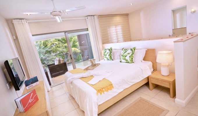 Mauritius Penthouses rentals in Trou aux Biches with direct access to the beach and communal pool