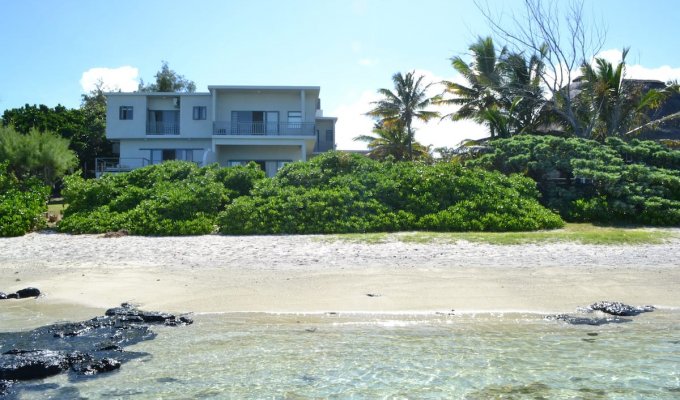 Beachfront Mauritius Villa rentals in Pointe d'Esny  south coast with lagoon view