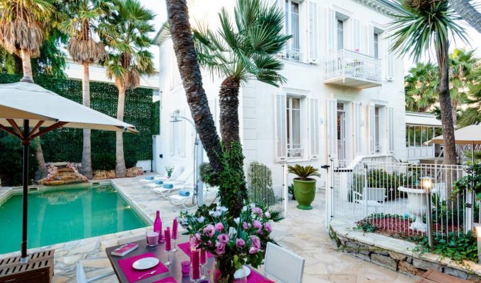 Luxury French Riviera Villa Rental Antibes near Salis beach 