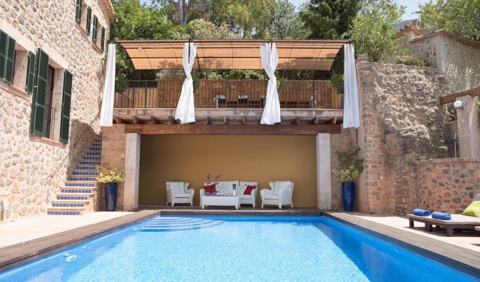 Balearic Islands luxury villa rental Mallorca Deia 8 people private pool fitness room 3 Km from the beach