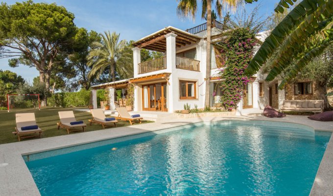 Luxury villa rentals in Ibiza (Balearic islands) near Cala Jondal 12 persons private pool