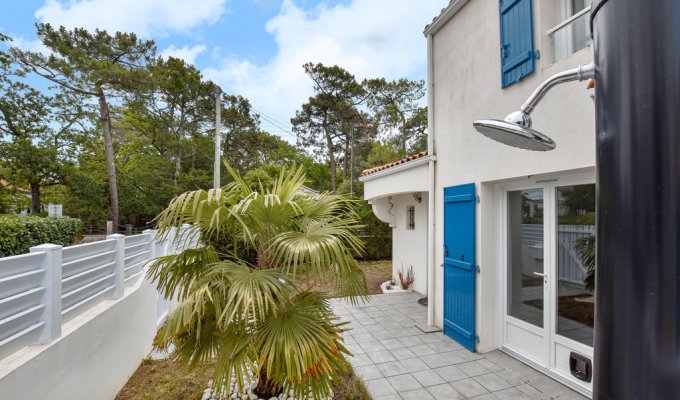 Vendee Holiday Home Rental La Tranche sur Mer 600 m from beach & shops