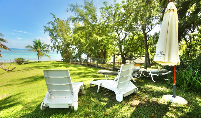 Mauritius Beach House in Pereybere beach close to Grand Bay with staff