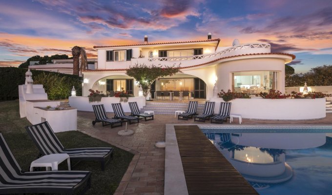 Vale do Lobo Luxury Villa Holiday Rental with heated pool, ocean view and close to Golf course, Algarve