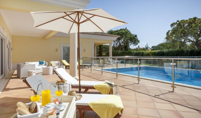 Quinta do Lago Portugal Luxury Villa Holiday Rental with heated pool and 5 mns walking from the beach, Algarve