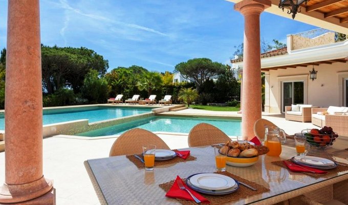 Quinta do Lago Portugal Luxury Villa Holiday Rental with private pool and close to the San Lorenzo golf course, Algarve