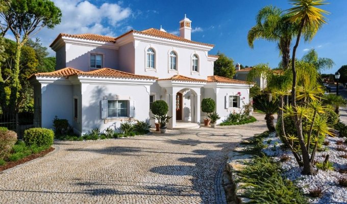 Quinta do Lago Portugal Luxury Villa Holiday Rental with heated pool and close to the beach, Algarve